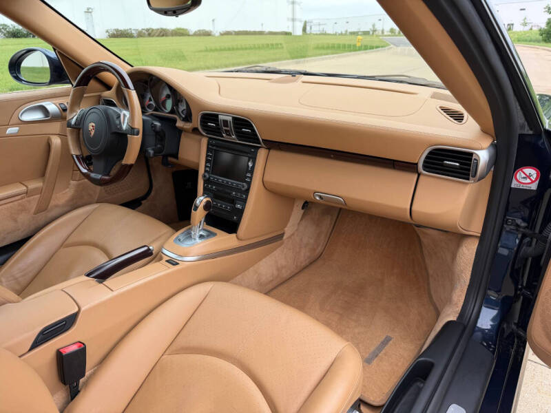 2011 Porsche 911 Carrera 4S