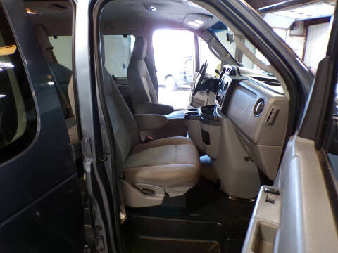 2013 Ford E-Series E-350 SD XLT