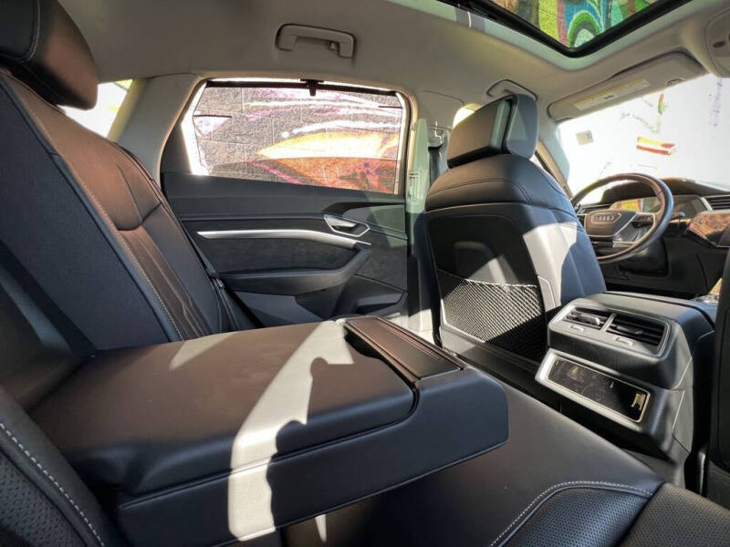 2021 Audi e-tron Sportback quattro Prestige