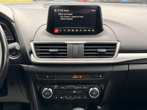 2017 Mazda MAZDA3 Touring