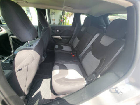 2018 Jeep Cherokee Latitude