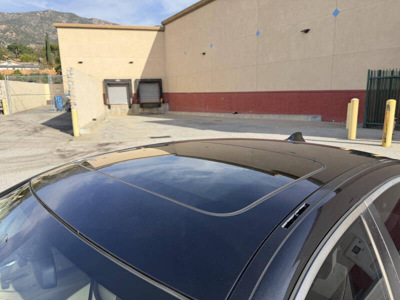 2011 BMW 5 Series 528i