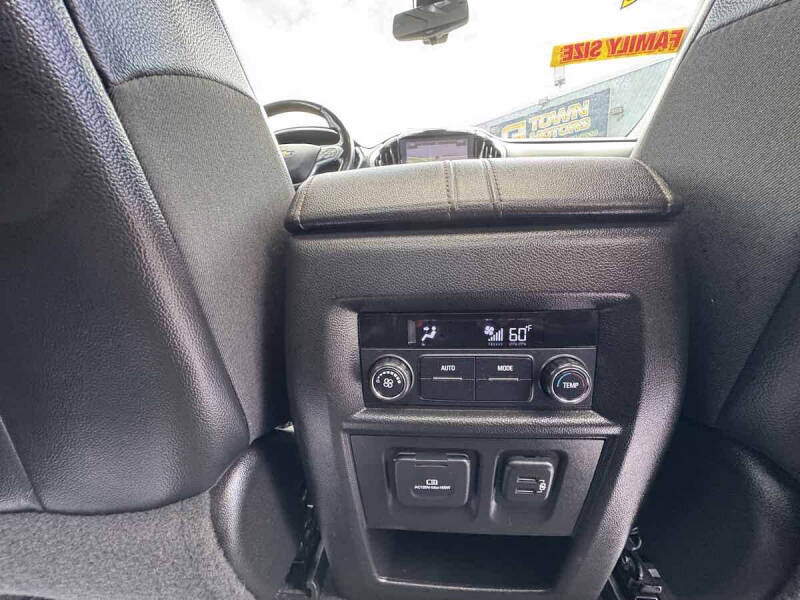 2019 Chevrolet Traverse RS