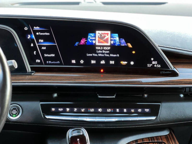 2022 Cadillac Escalade ESV Luxury