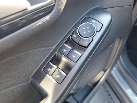 2024 Ford Escape Hybrid ST-Line