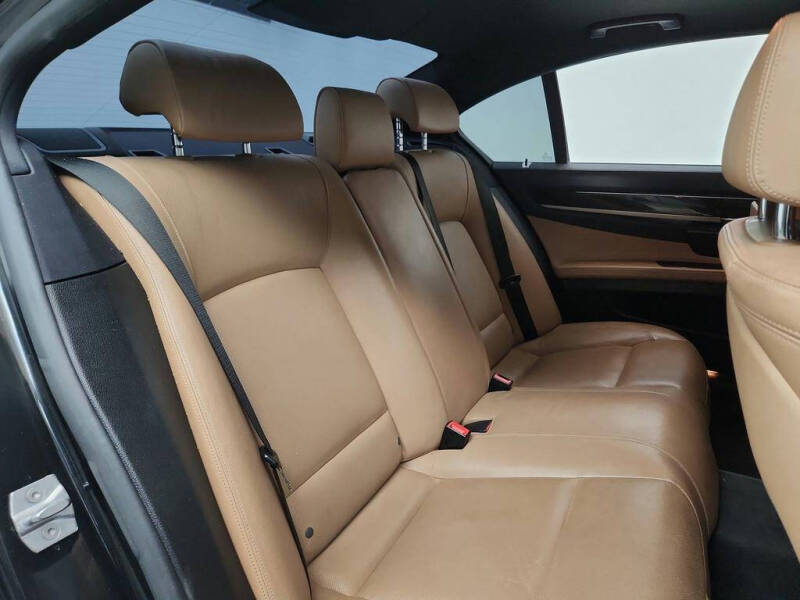 2014 BMW 7 Series 740i