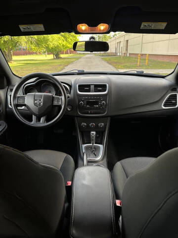 2014 Dodge Avenger SE