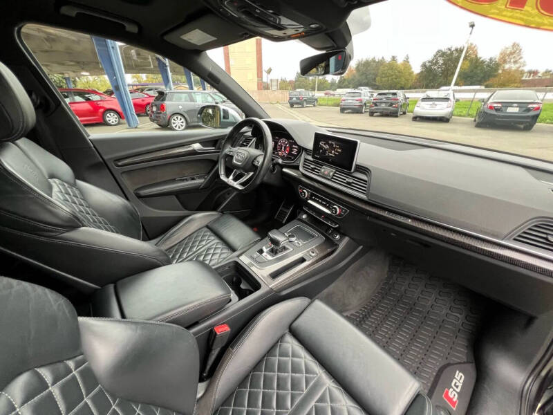 2018 Audi SQ5 3.0T quattro Premium Plus