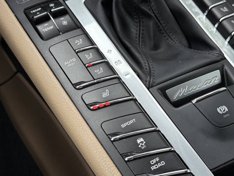 2021 Porsche Macan S