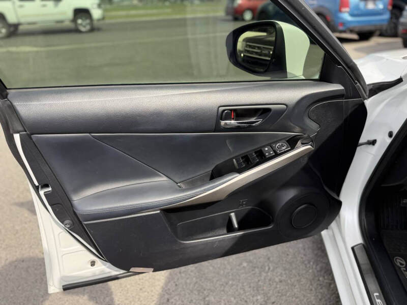 2015 Lexus IS 250