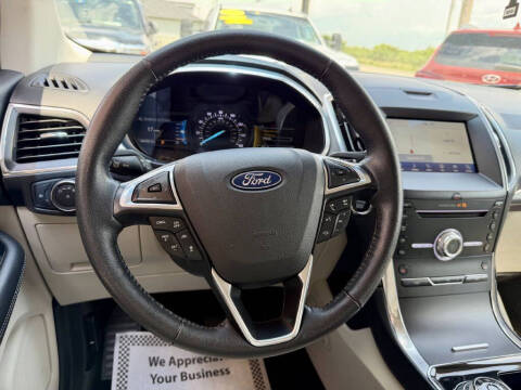 2019 Ford Edge Titanium