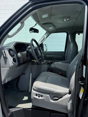 2011 Ford E-Series E-150 XL