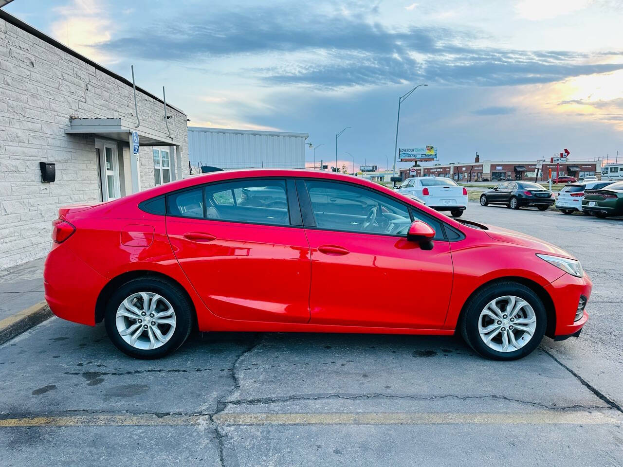 2019 Chevrolet Cruze for sale at Atlas Auto Sales LLC in Lincoln, NE