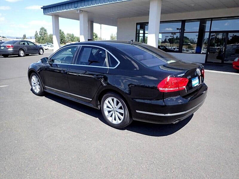 2013 Volkswagen Passat SEL Premium