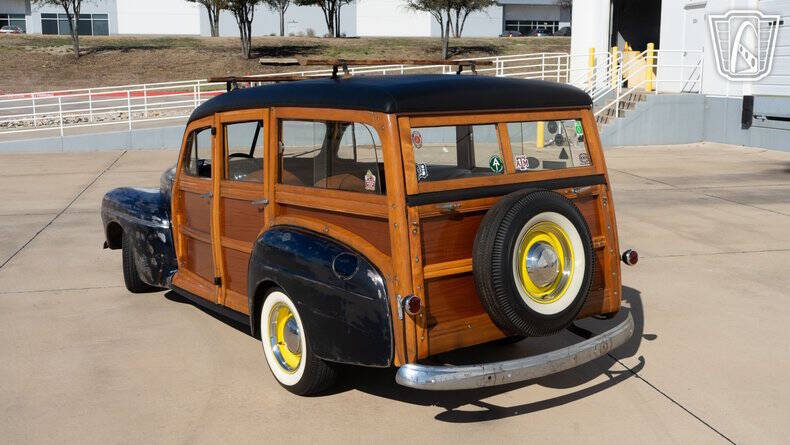 1946 Ford Super Deluxe