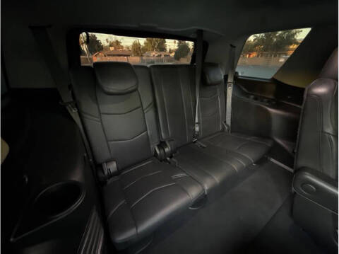 2019 Cadillac Escalade Luxury