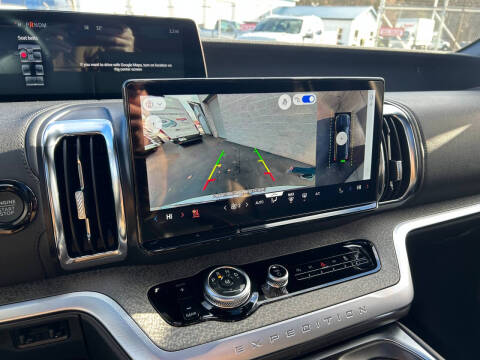 2025 Ford Expedition Tremor