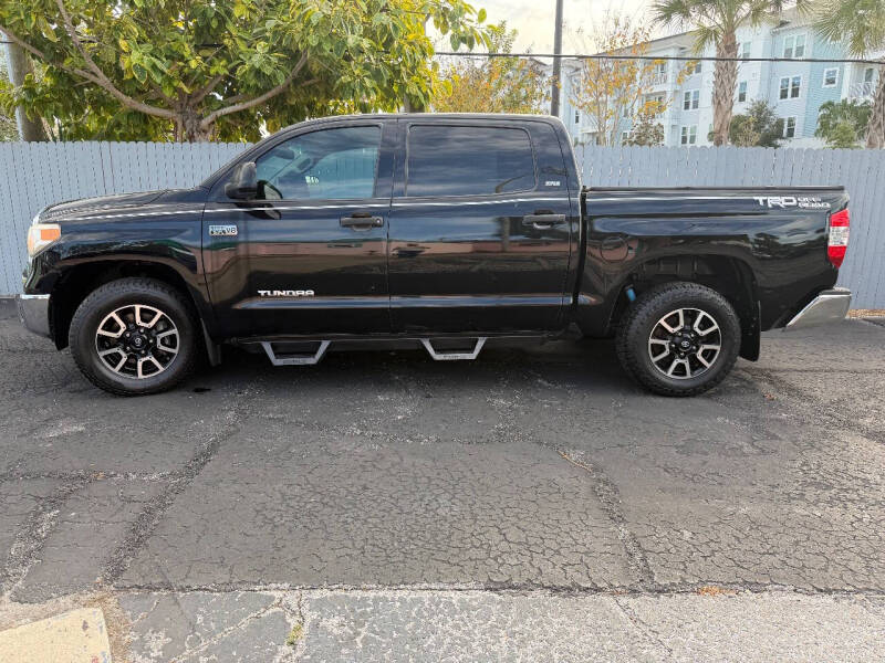 2015 Toyota Tundra SR5