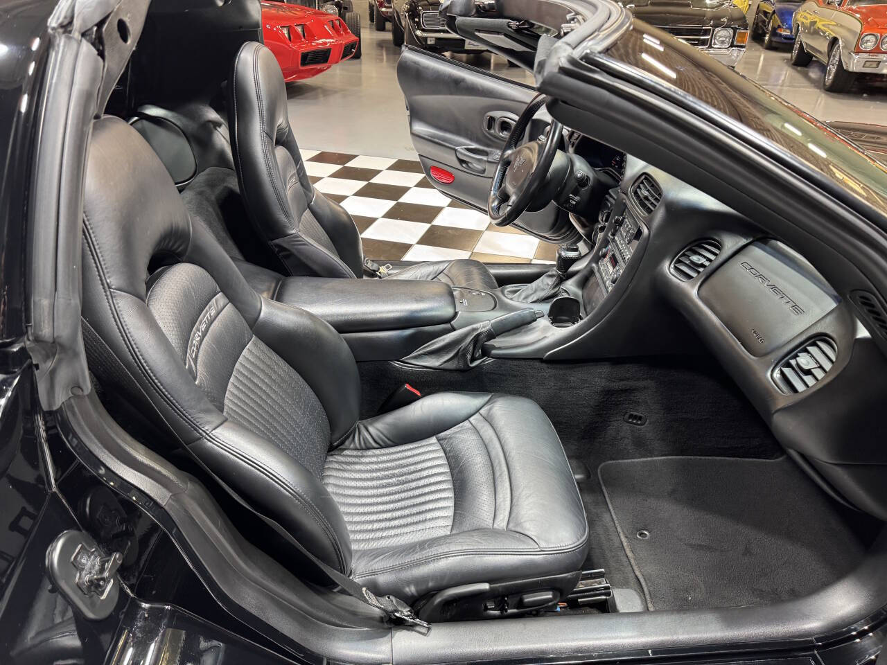 2001 Chevrolet Corvette 5