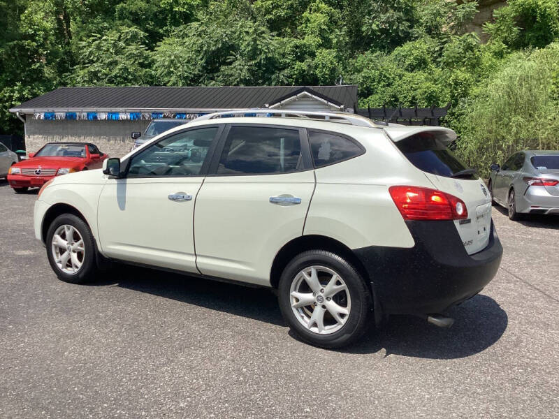 2010 Nissan Rogue S
