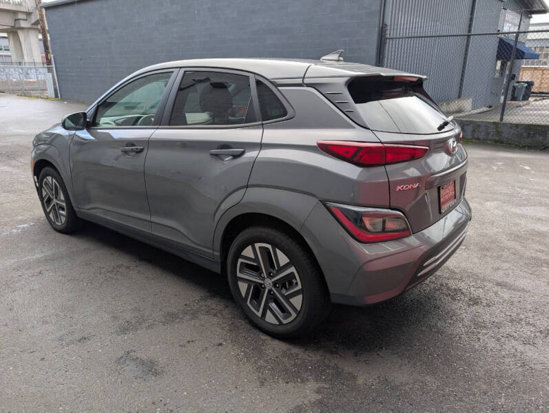 2023 Hyundai Kona Electric SE