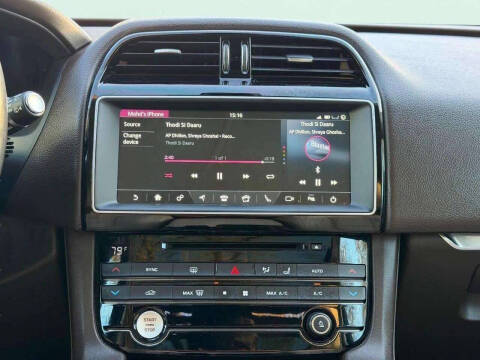 2017 Jaguar F-PACE 20d Prestige