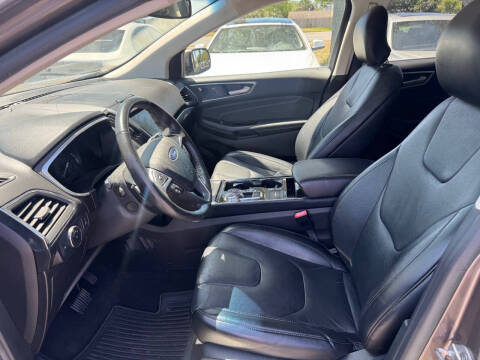2019 Ford Edge Titanium