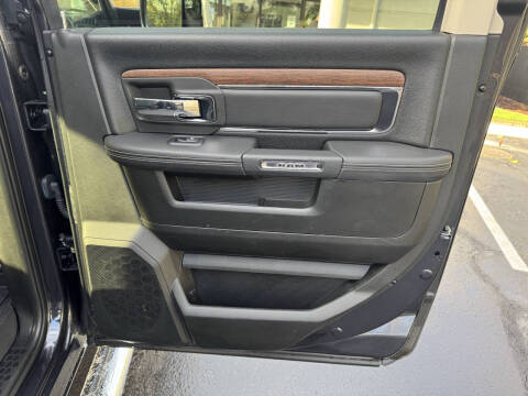 2018 RAM 3500 Laramie