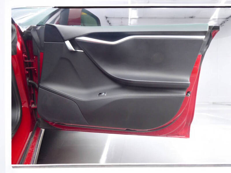 2014 Tesla Model S P85D