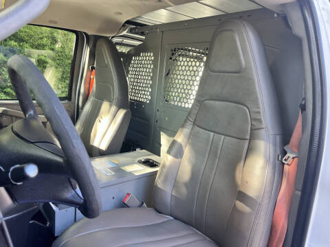 2017 Chevrolet Express 2500