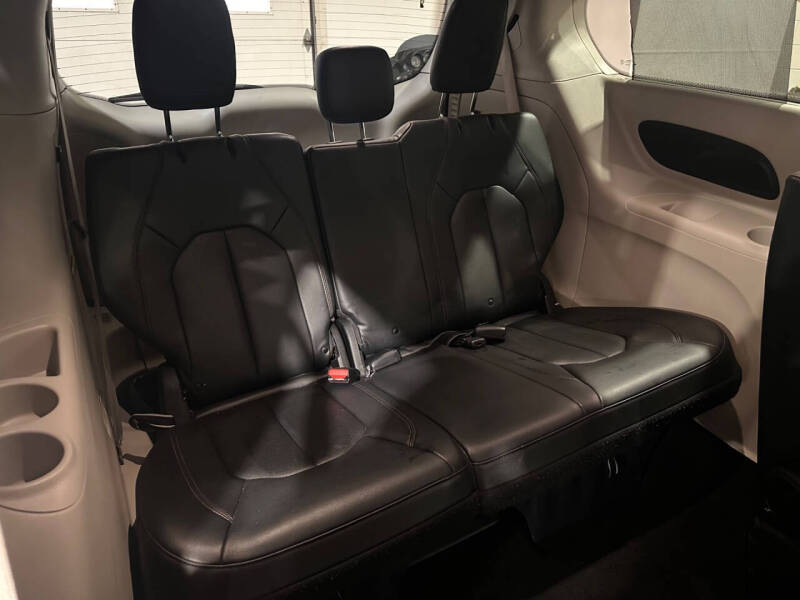 2019 Chrysler Pacifica Touring L