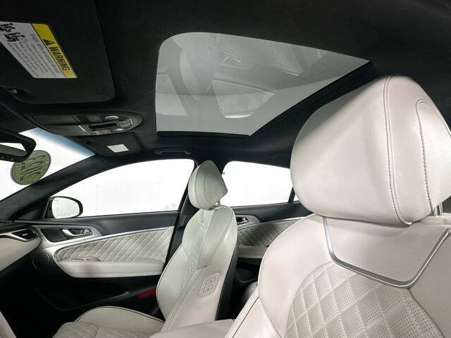 2023 Genesis G70