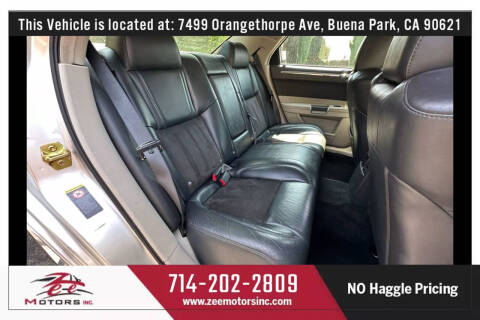 2005 Chrysler 300 SRT-8