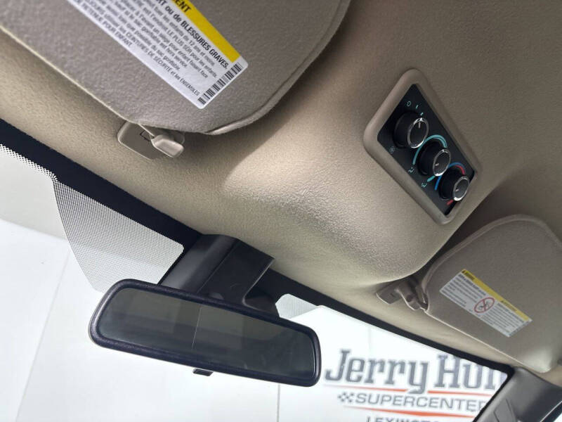 2024 Chevrolet Express LT 3500