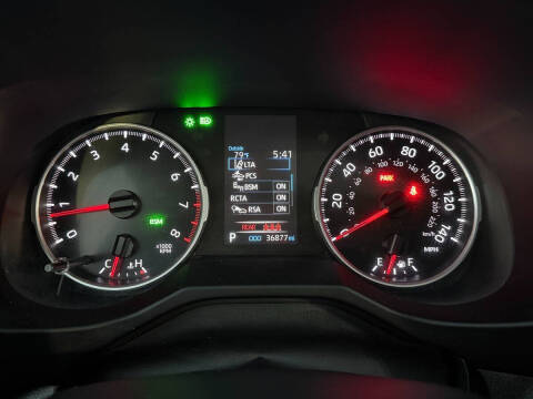 2022 Toyota RAV4 XLE