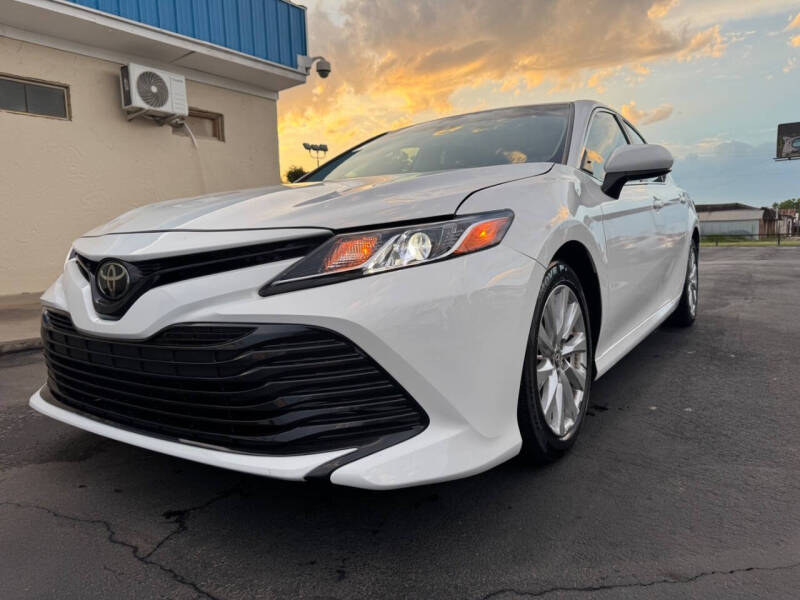 2019 Toyota Camry LE