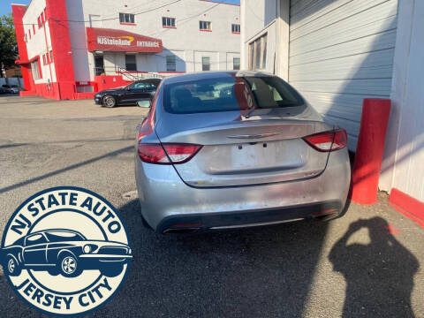 2016 Chrysler 200