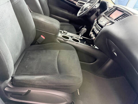 2015 Nissan Pathfinder