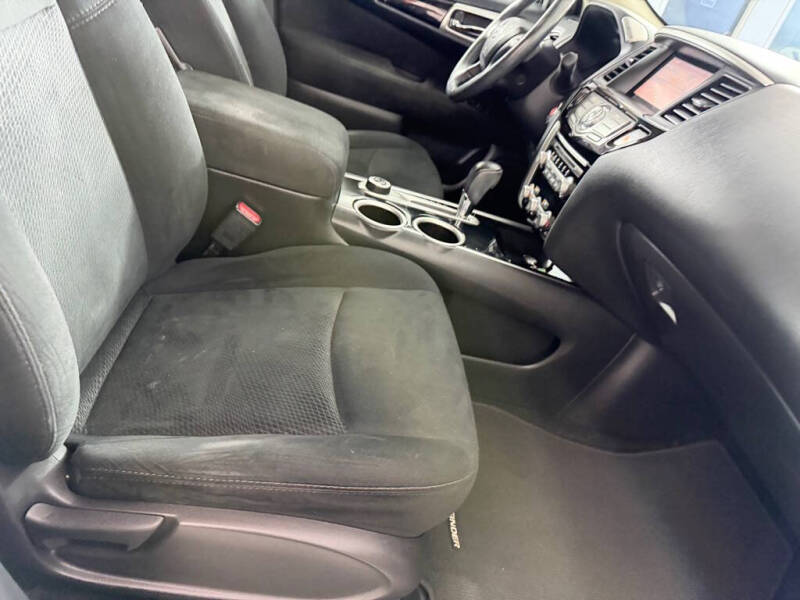 2015 Nissan Pathfinder