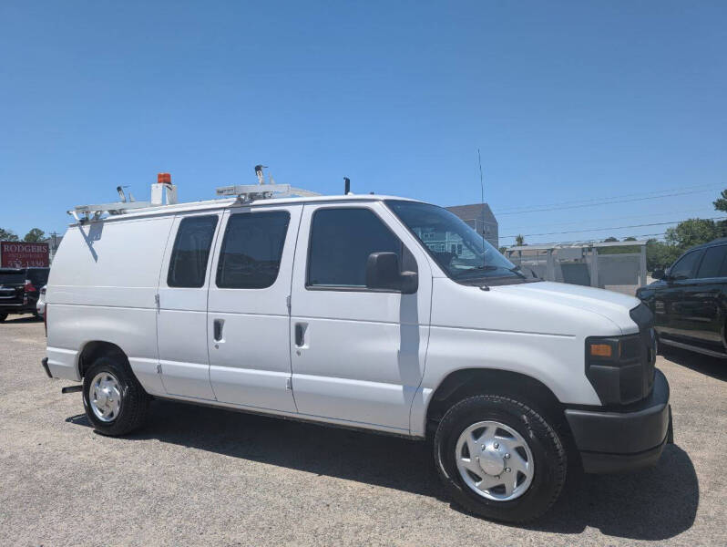 2014 Ford E-Series E-150