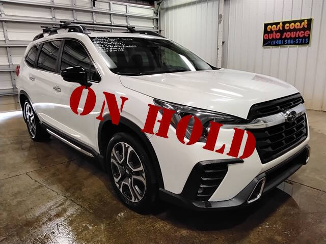 2024 Subaru Ascent Touring's photo
