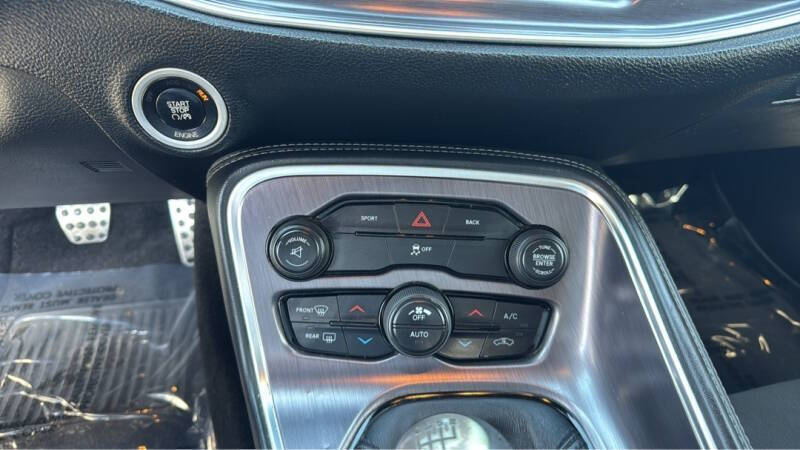 2015 Dodge Challenger R/T