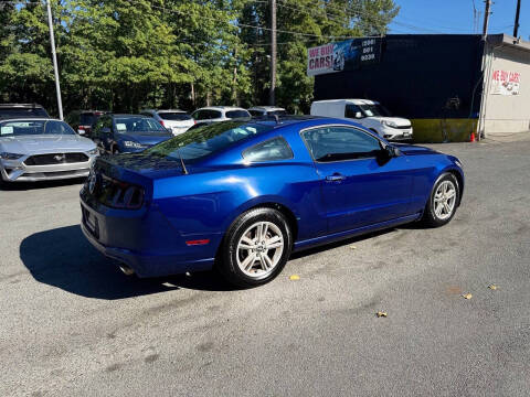 2014 Ford Mustang V6