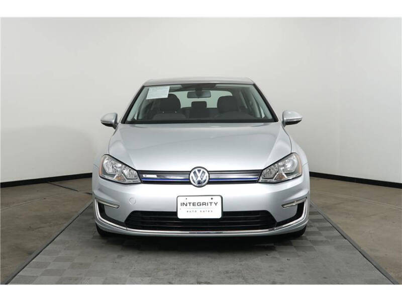2016 Volkswagen e-Golf SE