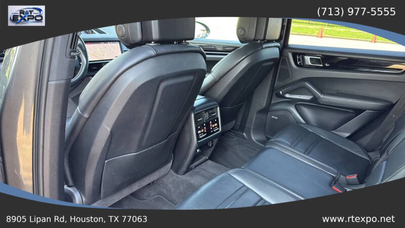 2019 Porsche Cayenne S