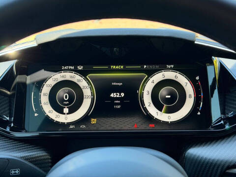 2025 Aston Martin Vantage