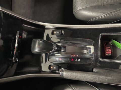 2017 Honda Accord EX-L w/Navi w/Honda Sensing