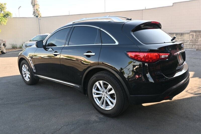 2012 Infiniti FX35