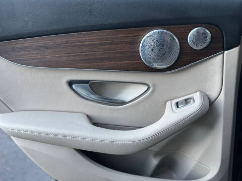 2019 Mercedes-Benz C-Class C 300 4MATIC