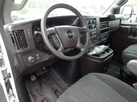 2024 Chevrolet Express 2500